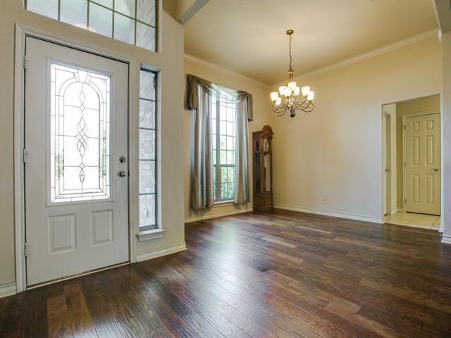 Building Photo - 1708 Rockview Dr