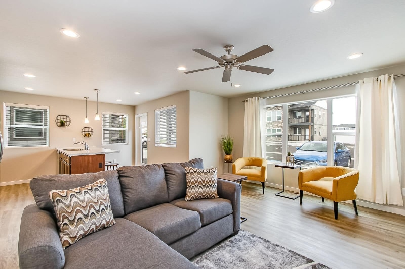 Building Photo - 1940 Good Hearted Pl