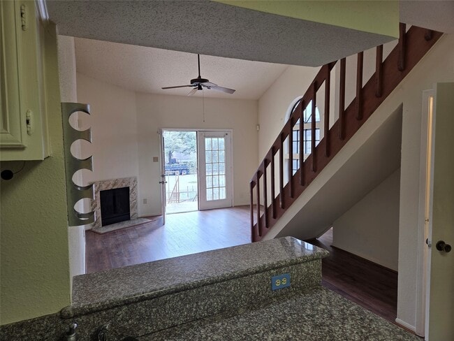 Building Photo - 2425 Holly Hall St