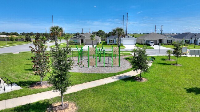 Building Photo - Beautiful Newer Build! Pet-Friendly 4-Bedr...