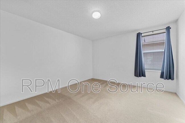 Building Photo - 5401 Pandale Valley Dr