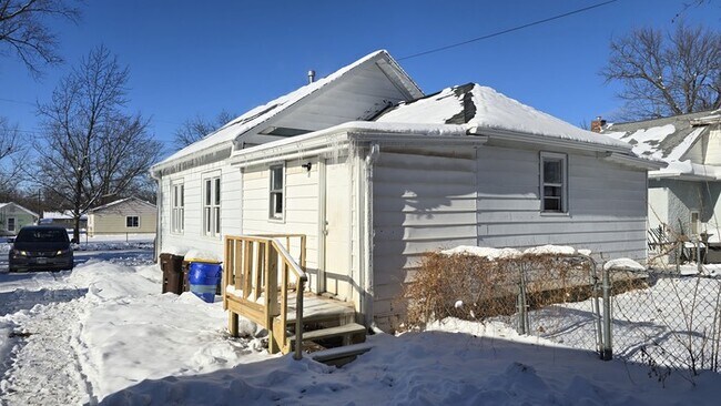 Building Photo - 2914 Sewell St