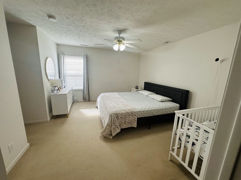 Building Photo - 3003 Remington Dr