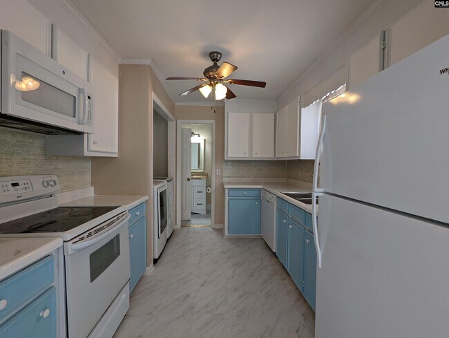 Building Photo - 2713 Prince Charles Ct