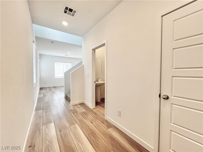 Building Photo - 108 Brielle Beacon Ln