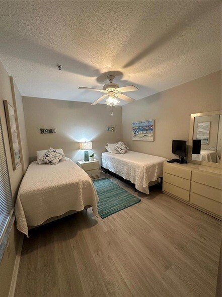 Building Photo - 6713 Stone River Rd