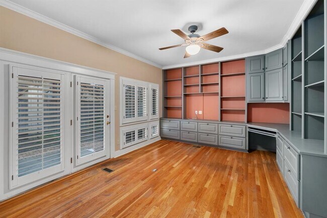 Building Photo - 1502 Murray Ln