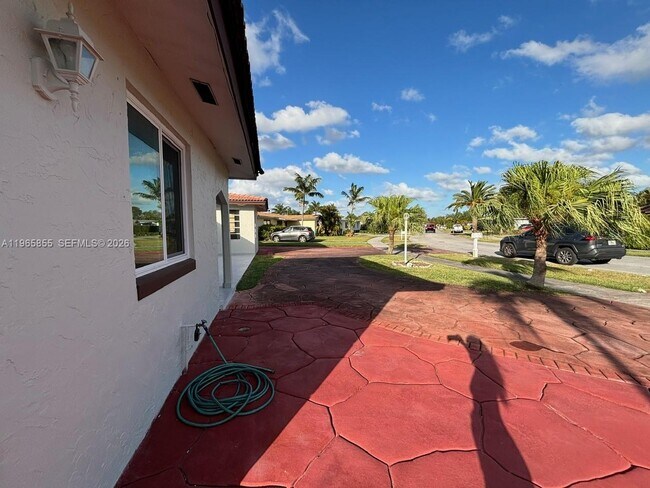 Building Photo - 13265 SW 53rd St