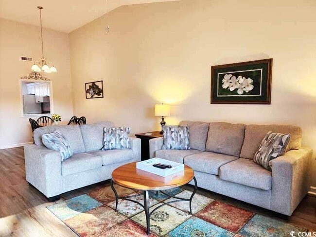 Building Photo - 177 Club Cir