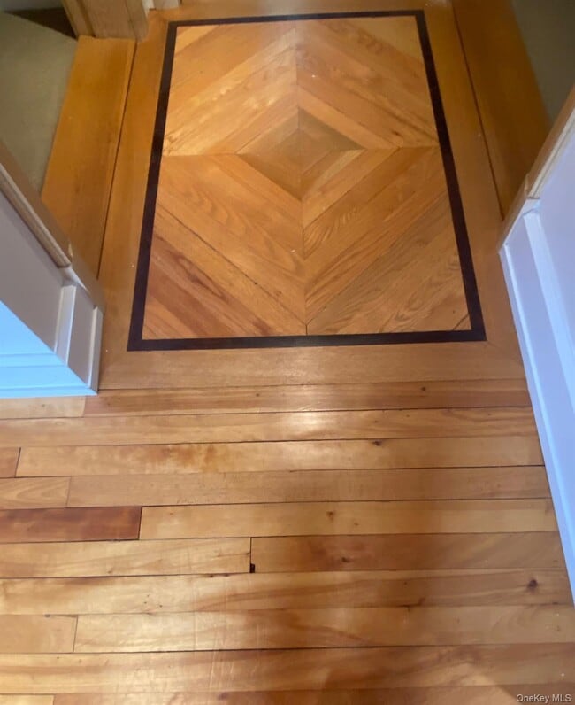 Building Photo - 330 Broadway