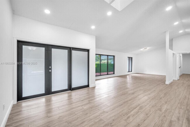 Building Photo - 11476 Sundance Ln