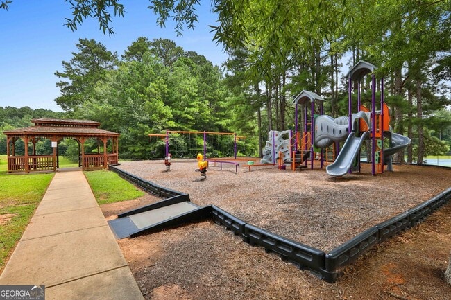 Building Photo - 45 Wildflower Cir
