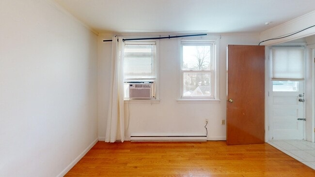 Building Photo - 187 Billings St