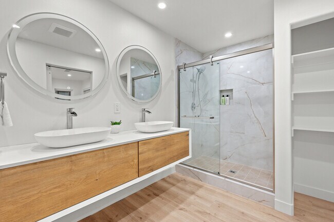 Building Photo - Gated Newport Coast 5BR w/ Pool Access