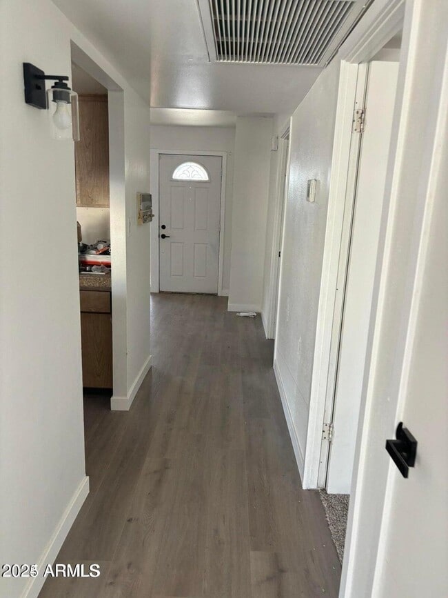 Building Photo - 3903 S Juniper St