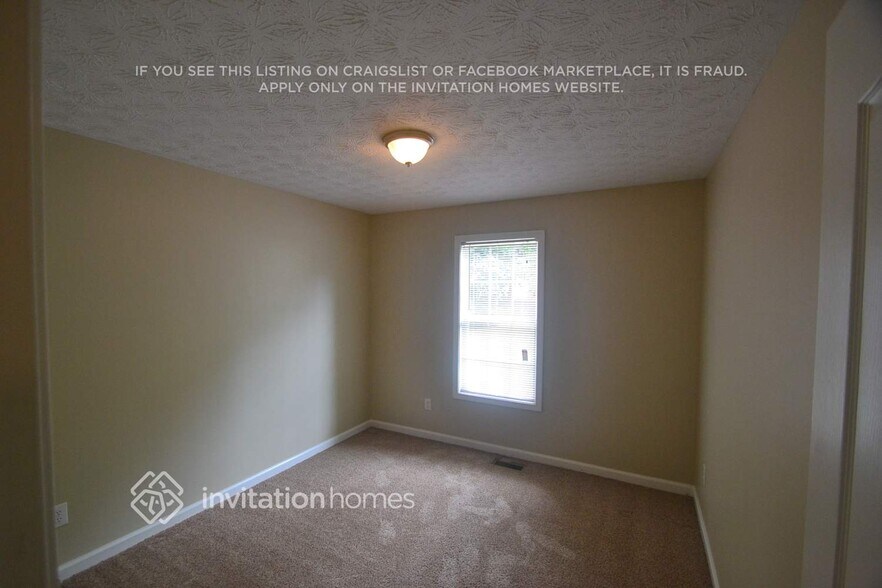 Building Photo - 407 Delane Dr