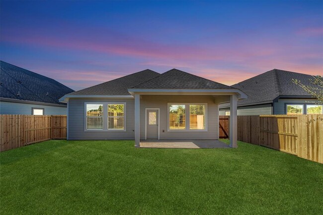 Building Photo - 16915 Lavender Farm St