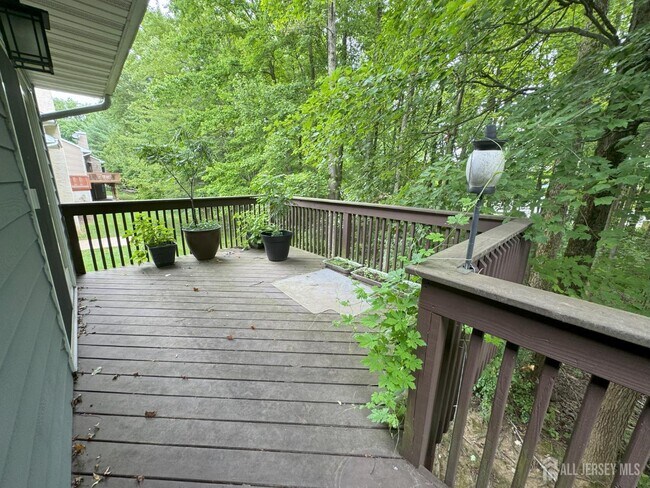 Building Photo - 36 Lavender Dr