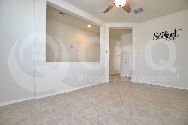 Building Photo - 2386 E San Lorenzo Trail
