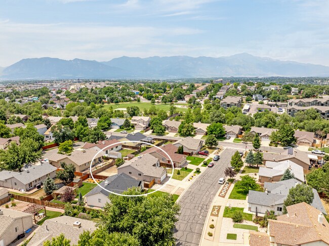 Building Photo - 4535 Star Ridge Dr