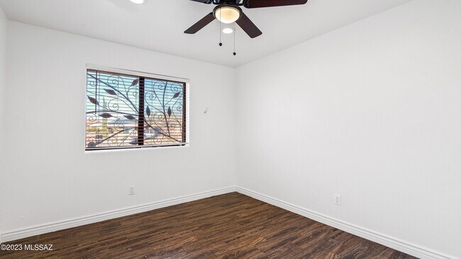 Building Photo - 6428 Buckaroo Loop