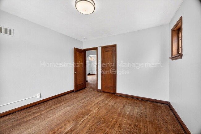 Building Photo - 44 Jendale Ct