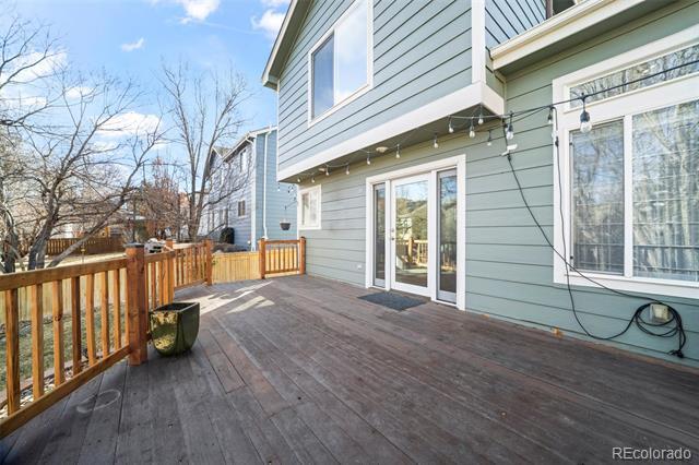 Building Photo - 421 W English Sparrow Dr