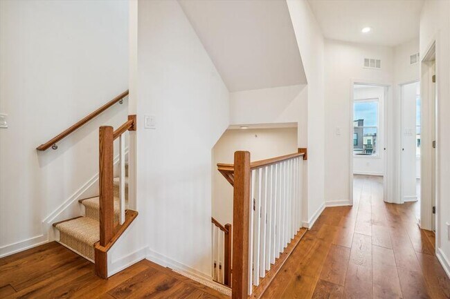 Building Photo - 14420 Beckett Glen Cir