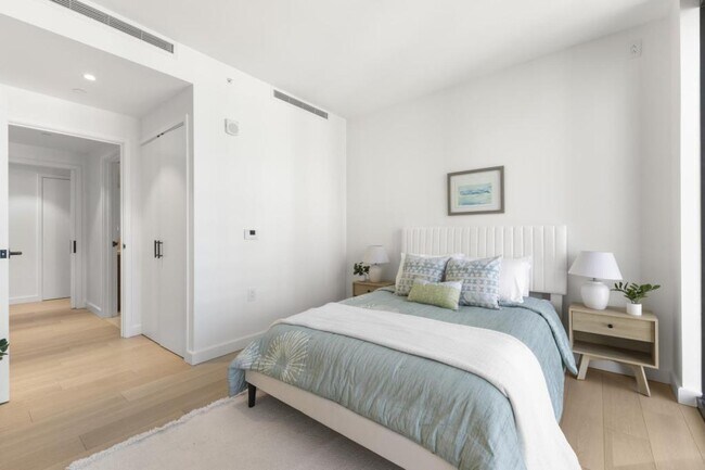 Building Photo - 1100 Ala Moana Blvd