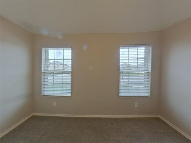 Building Photo - 1109 Forest Gln