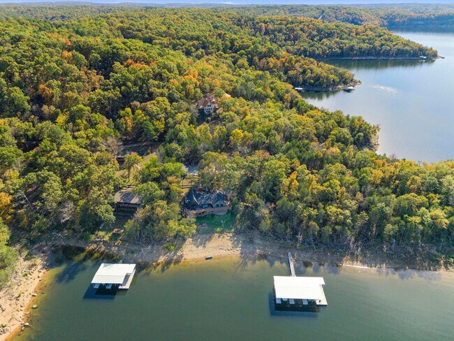 Building Photo - 9063 Mundell Rd