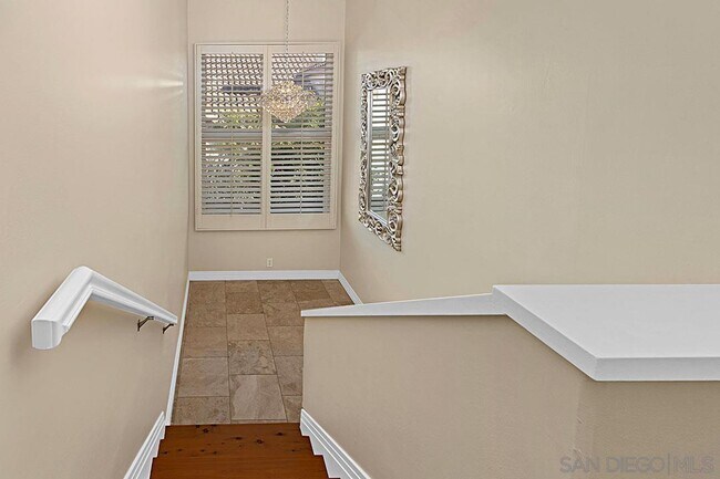 Building Photo - 927 Tingley Ln