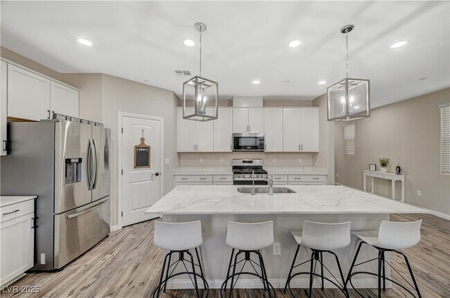Building Photo - 3164 Bormida Ave