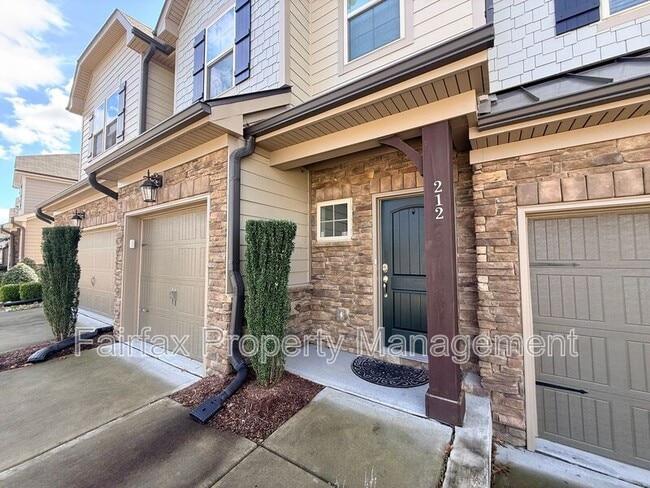 Building Photo - 212 Ellsworth Manor Dr