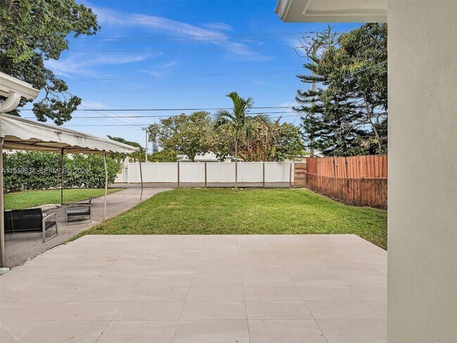 Building Photo - 1459 Rodman St