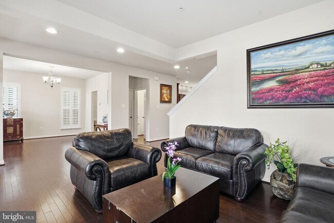 Building Photo - 7207 Maisson Ridge Cir