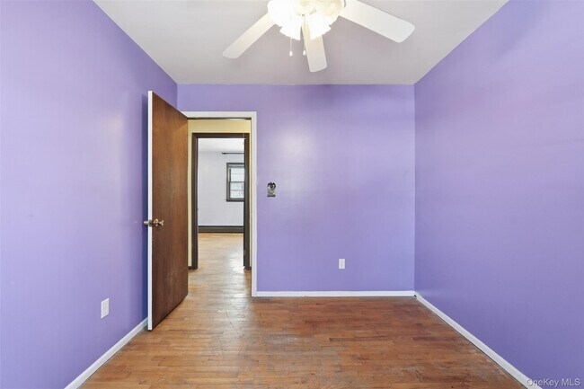 Building Photo - 563 Union Rd
