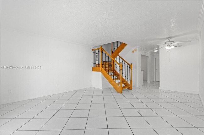 Building Photo - 8650 SW 67th Ave