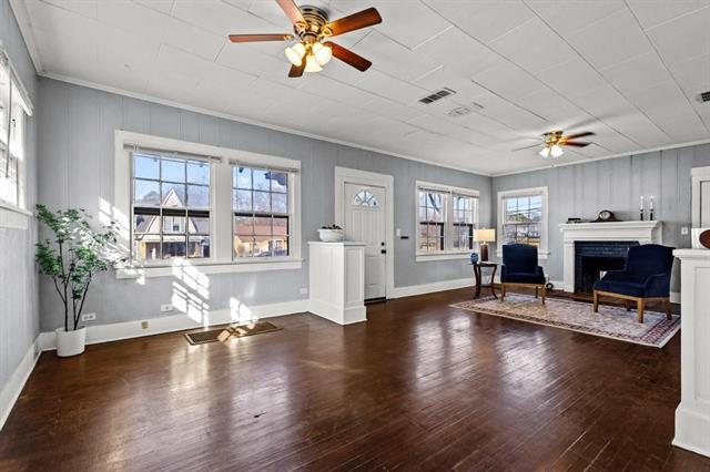 Building Photo - 1310 W Morton St