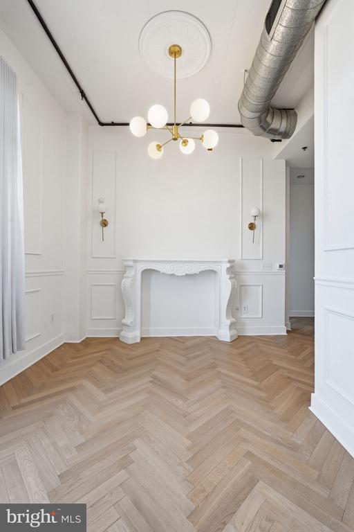 Building Photo - 520 John Carlyle St