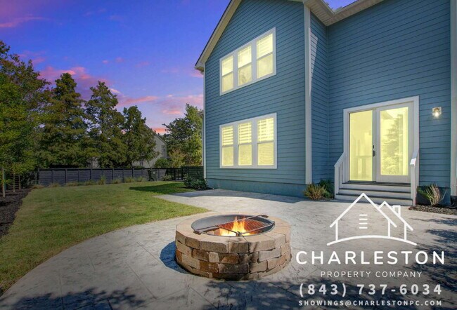 Building Photo - 2217 Daniel Island Dr