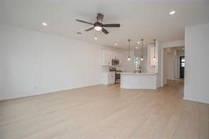 Building Photo - 9519 Dearborn Creek Dr