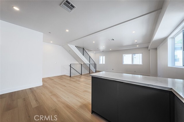 Building Photo - 1239 N Orange Dr