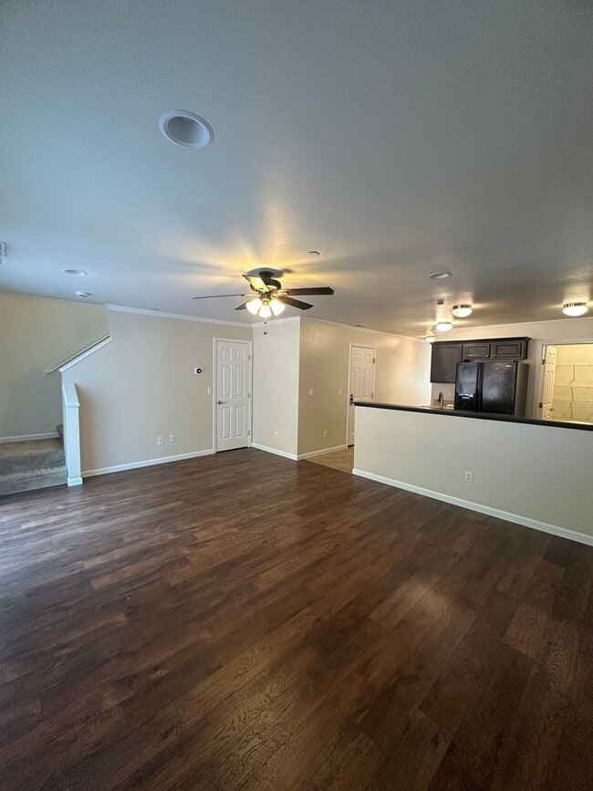 Building Photo - 1645 Sinclair Dr