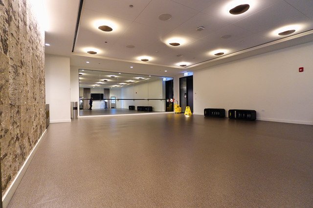 Building Photo - 211 N Harbor Dr