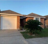Building Photo - 1802 Bobcat Ln