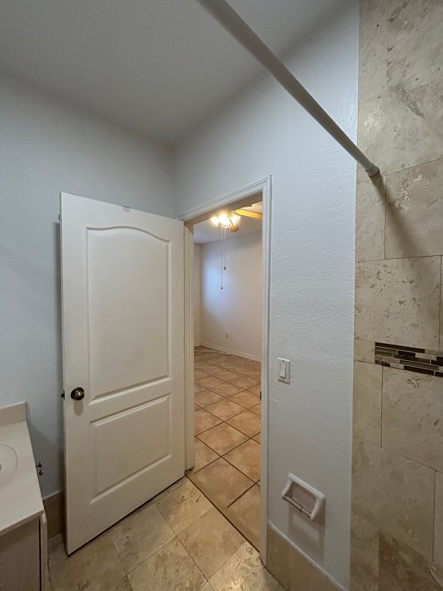 Building Photo - 2817 SW 143rd Pl