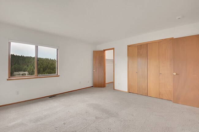 Building Photo - 3172 Buckboard Dr