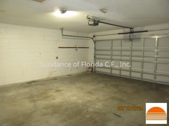 Building Photo - SUMMER'S HERE IT'S GREAT TO HAVE A POOL HO...