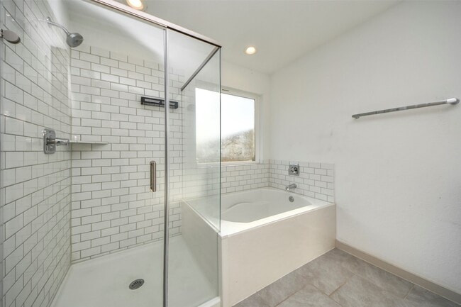Building Photo - 28938 Yukon River Ct